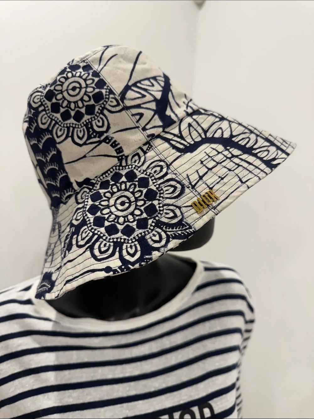 Christian Dior Toile de Jouy Bucket Hat Navy Ivory Cotton Size 58 NEW